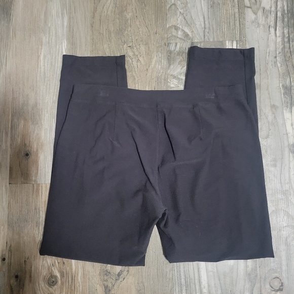 Eileen Fisher Viscose blend straight leg pants size medium - Picture 3 of 9